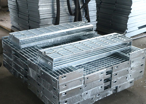 40x5mm Serrated проступи лестницы решетки Адвокатуры для муниципального инженерства