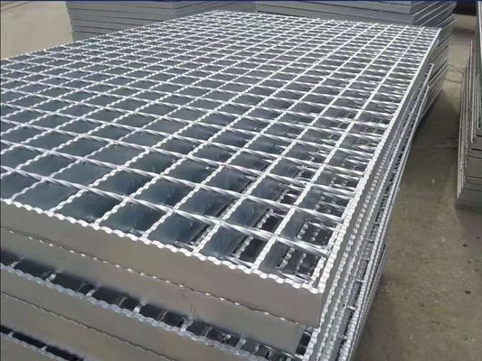 30*100mm гальванизировали сваренную дорожку решетки металла стальной решетки на открытом воздухе