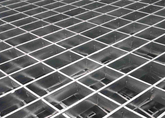 Равнина соткет сваренную сталь скрежеща 50x5mm гальванизированную строя платформу