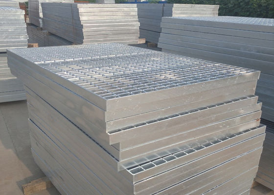Нержавеющая сталь 304 решетки 1000x1000 Mm на открытом воздухе подиума платформы стальная