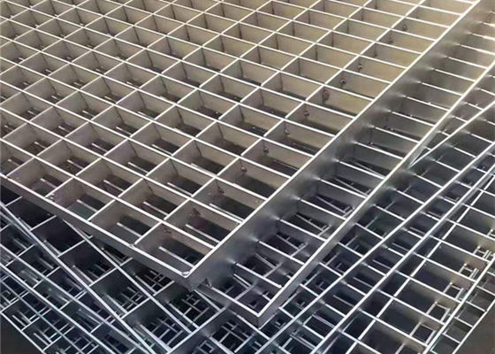 Анти- корозия сварила сталь скрежеща настил решетки металла 40*3mm алюминиевый