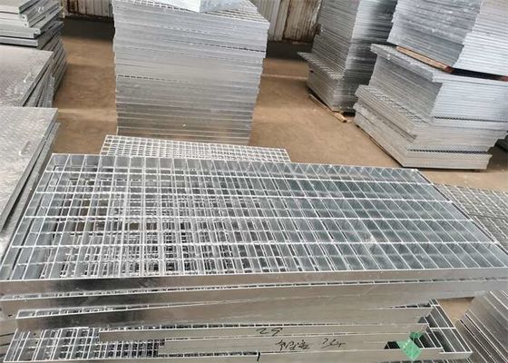 Подъездная дорога скида Q235 гальванизированная доказательством скрежещет светлую структуру 32x5mm