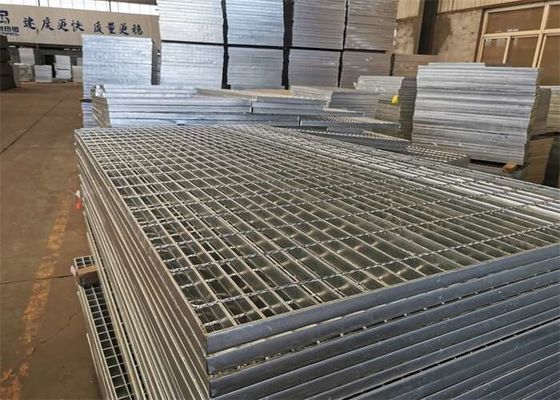 Проступи лестницы стандартного анти- скида AS1657 стальные скрежеща 100mm для парковки