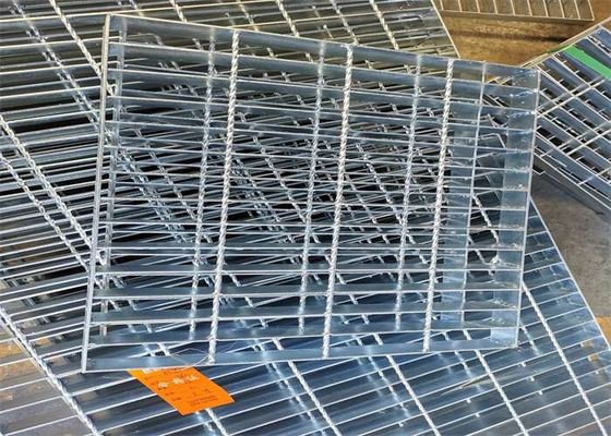 Муниципальная подъездная дорога стока Q345 стальная скрежещет скрежетать Serrated тип
