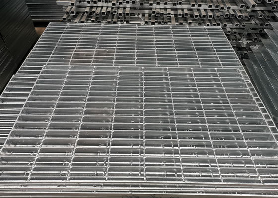 погружение 1000mm×6000mm горячее гальванизировало стальным решетку скида тротуара сваренную сопротивлением стальную