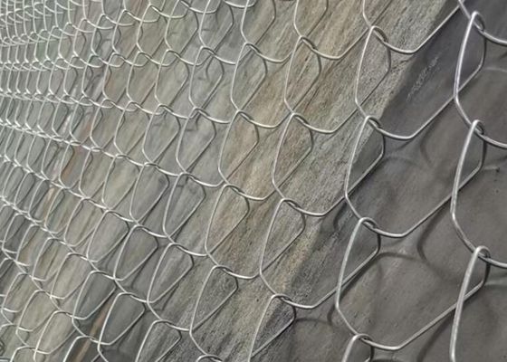 Ширина 75X75mm загородки 20m звена цепи диаманта сада спортивной площадки спорт
